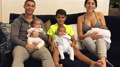 انكشف السر.. من هي والدة كريستيانو جونيور بعد إخفاء هويتها لسنوات
