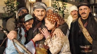 نجمة باب الحارة يتصدر مواقع التواصل هذا ماكشفته