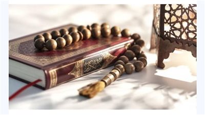سورة واحده اذا قراتها وانت صائم فاض عليك الخير والرزق والمال الكثير