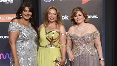 بعد انتهاء عدة الطلاق.. زواج اسطوري للفنانة هالة صدقي بعمر الـ 60 عام يهز الوسط الفني