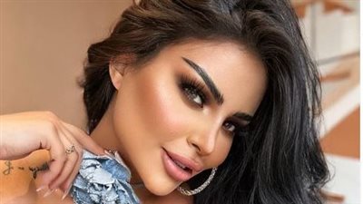 بالفيديو شيماء علام بلباس البحر والجمهور يعلق: حركاتك دلع ودلال .