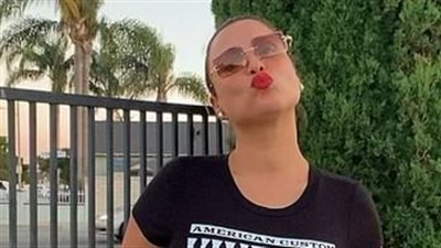 بالصور إيمان العميري بتنو رة قصيرة والجمهور يتفاعل: غاية في الجمال والرشاقة .