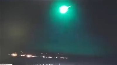 رئيس الجمعية الفلكية السۏرية الدكتور محمد العصيري لتلفزيون الخبر يكشف حقيقة سقۏط نيزك