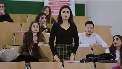 طالبة جامعية كانت تشعر أن اسمها قديم وليس على الموضة
