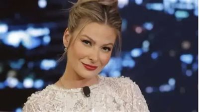 بالفيديو باميلا الكيك “عليا كرم” في كريستال بإطلالة جديدة وتعلق: أنا مع المساكنة قبل الزواج